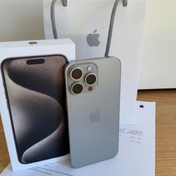 Apple iPhone 14 Pro Silver Cell Phone - Picture 1 of 4